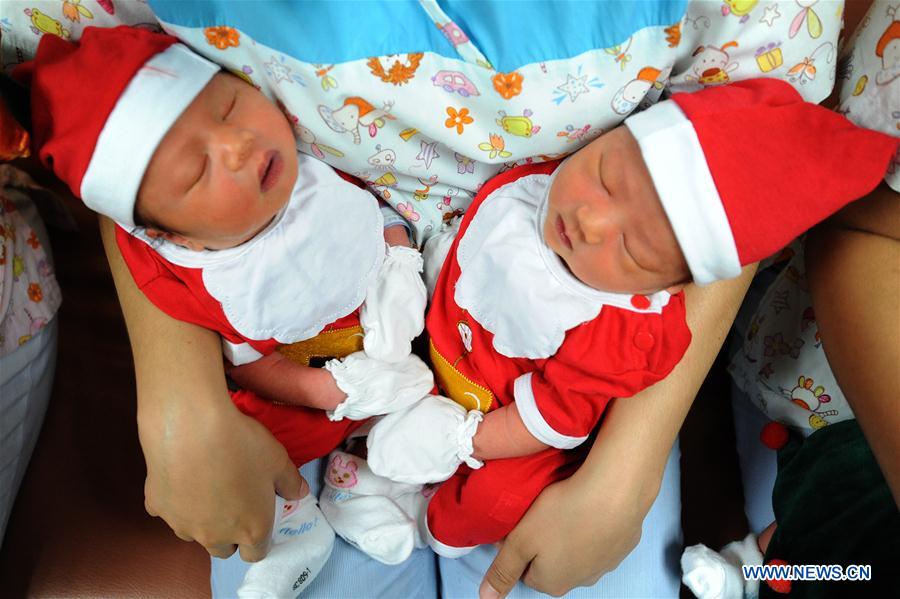 THAILAND-BANGKOK-CHRISTMAS-NEWBORN BABY