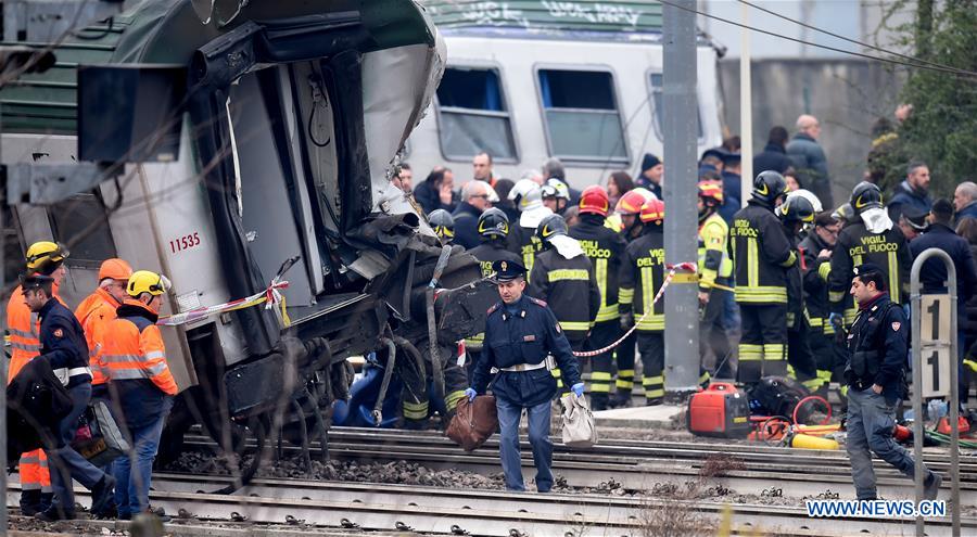 ITALY-MILAN-ACCIDENT-TRAIN