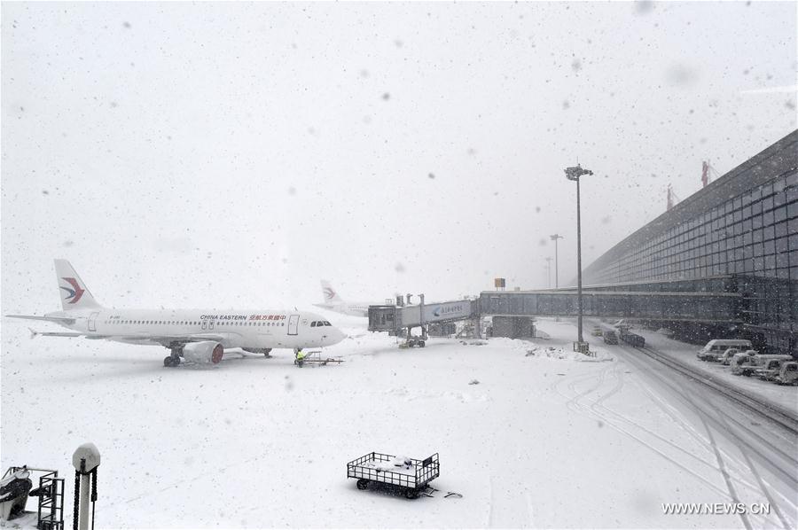 #CHINA-JIANGSU-HEAVY SNOW-AIRPORT (CN)