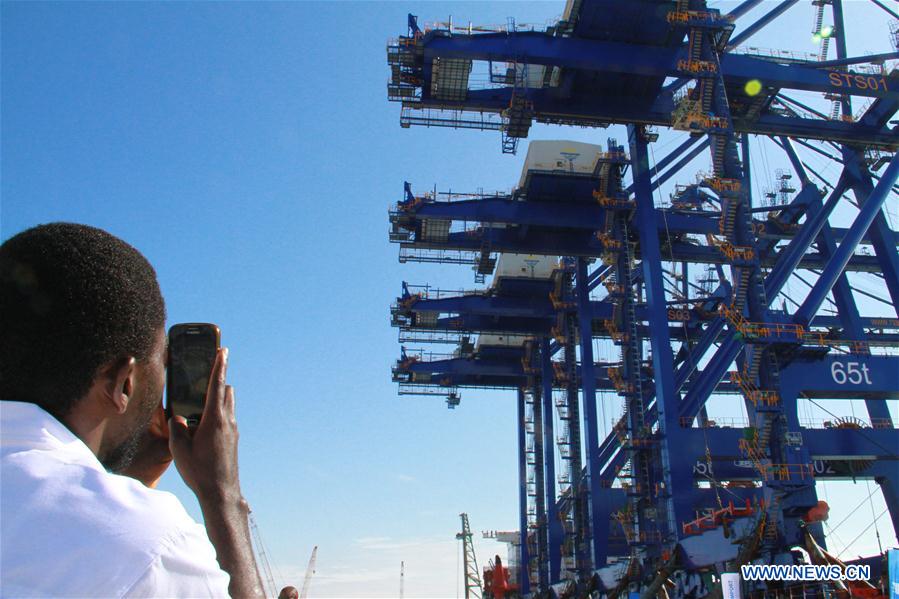 NAMIBIA-WALVIS BAY-CHINA MADE-CRANES