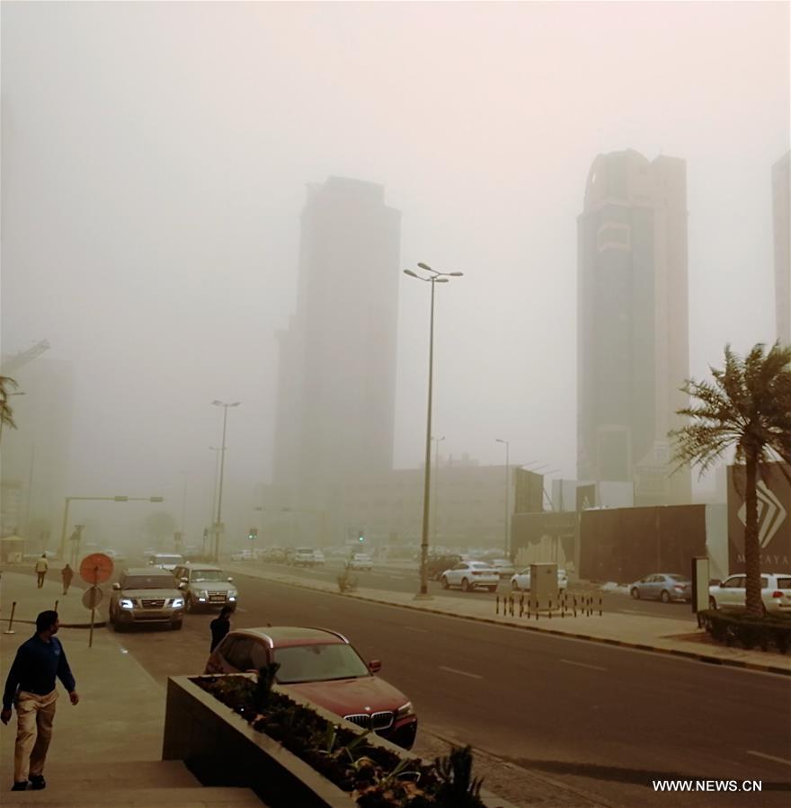 KUWAIT-KUWAIT CITY-SANDSTORM