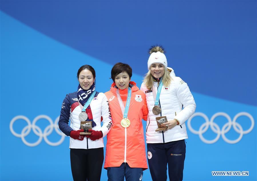 (SP)OLY-SOUTH KOREA-PYEONGCHANG-SPEED SKATING-LADIES' 500M-MEDAL CEREMONY