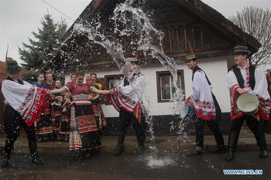 HUNGARY-MEZOKOVESD-EASTER-CELEBRATION