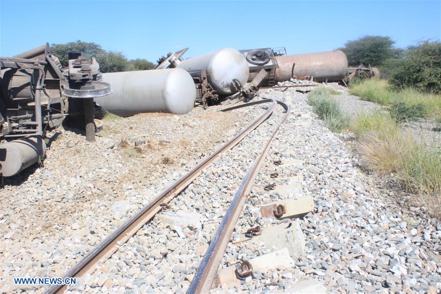 NAMIBIA-OTJIWARONGO-TRAIN-DERAILING