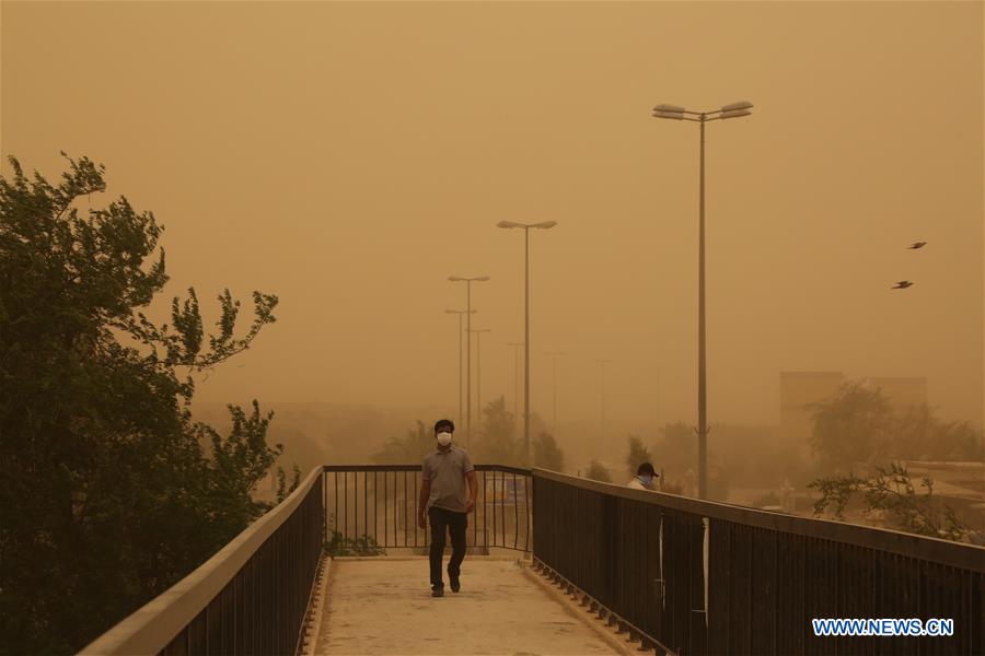 KUWAIT-KUWAIT CITY-SANDSTORM