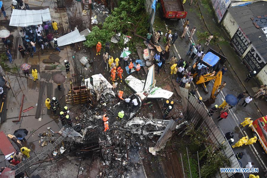 INDIA-MUMBAI-PLANE-CRASH