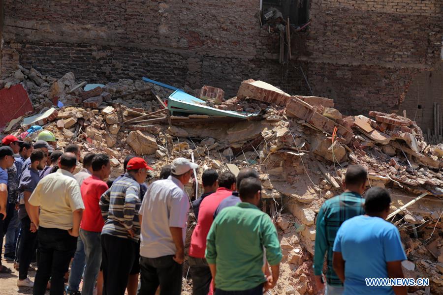 EGYPT-CAIRO-BUILDING COLLAPSE