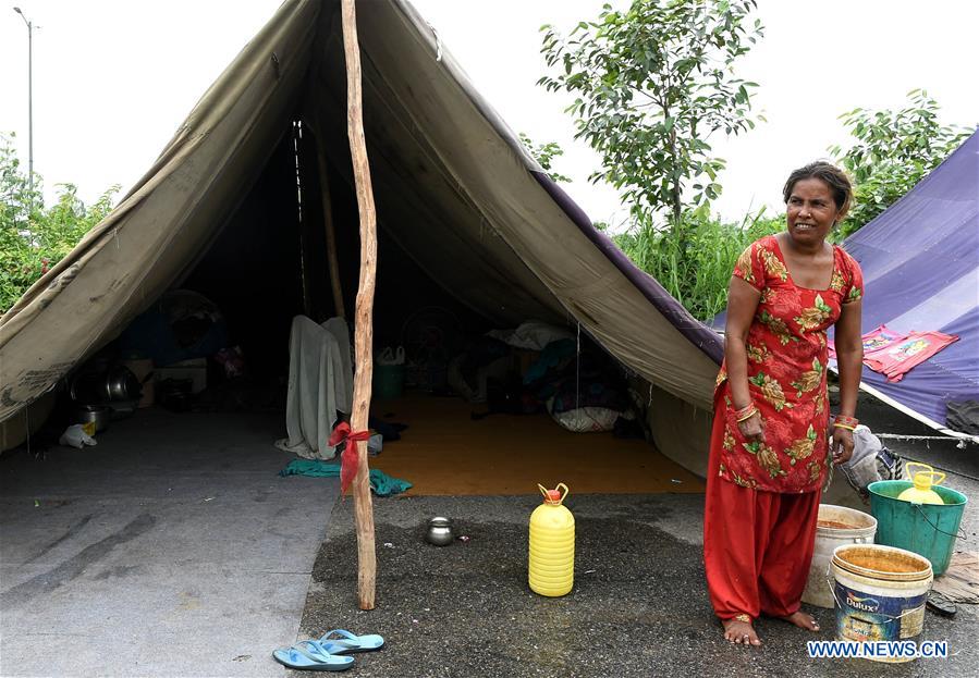 INDIA-NEW DELHI-FLOOD ALERT-EVACUATION