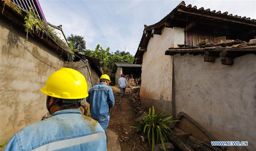 CHINA-YUNNAN-MOJIANG EARTHQUAKE-RESCUE (CN)