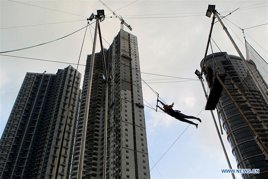 PHILIPPINES-TAGUIG-FLYING TRAPEZE SCHOOL