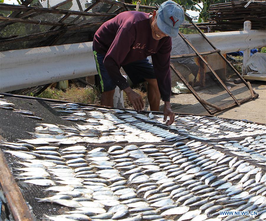 PHILIPPINES-CAVITE PROVINCE-DAILY LIFE