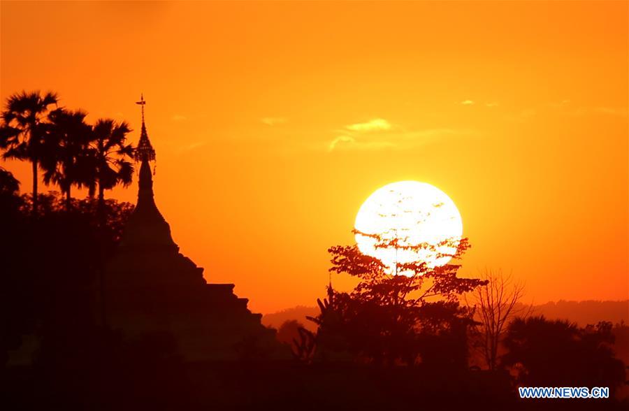 MYANMAR-NAY PYI TAW-SUNSET