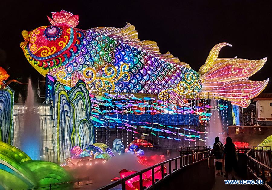 CHINA-SICHUAN-ZIGONG-LANTERN FAIR (CN)