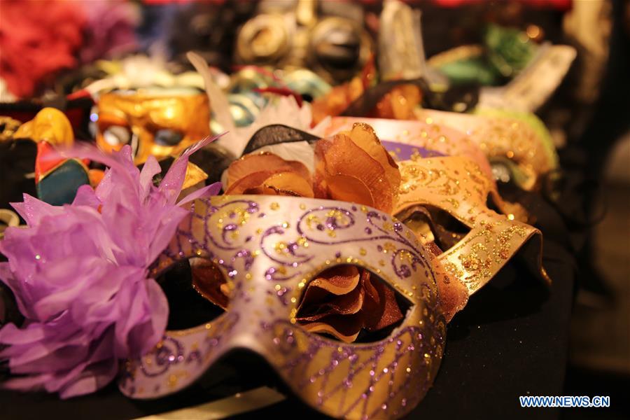 ITALY-VENICE-CARNIVAL-MASKS