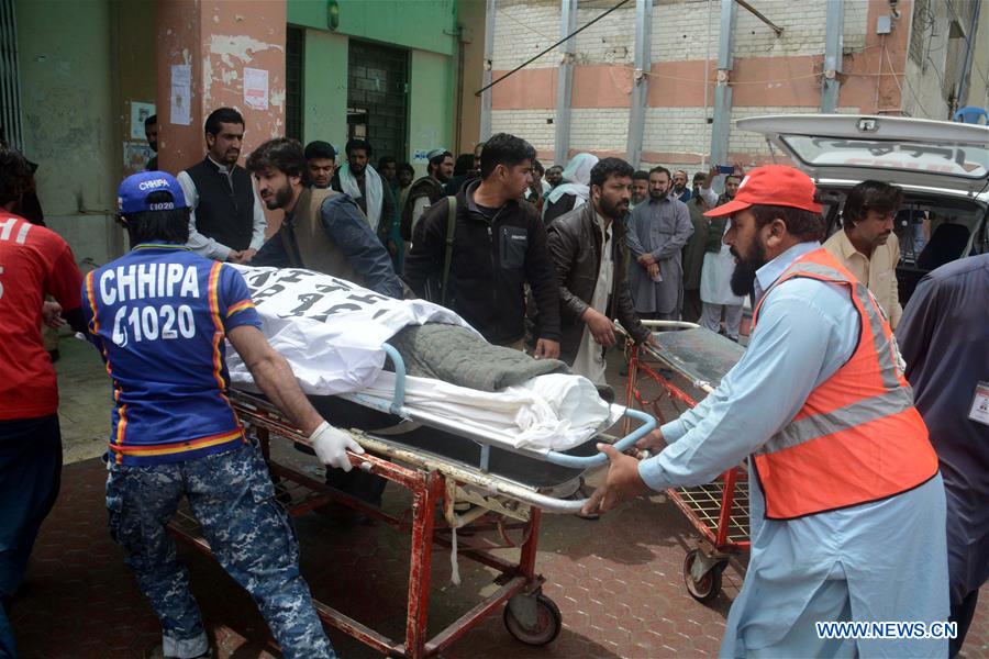 PAKISTAN-MASTUNG-ROAD ACCIDENT