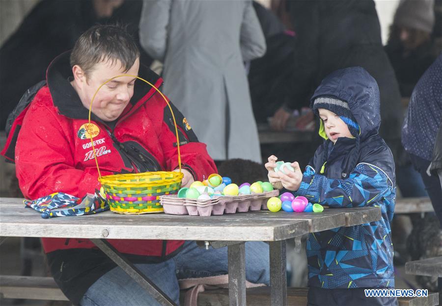 CANADA-ONTARIO-OAKVILLE-EASTER EGG HUNT FOR DOGS