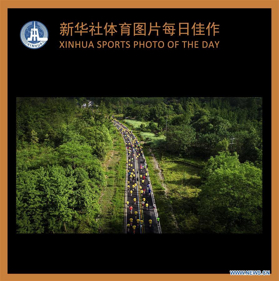 (SP)XINHUA SPORTS PHOTO OF THE DAY