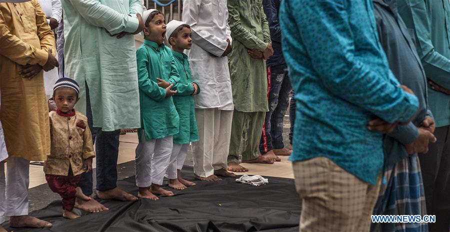 INDIA-KOLKATA-EID AL-FITR-CELEBRATION