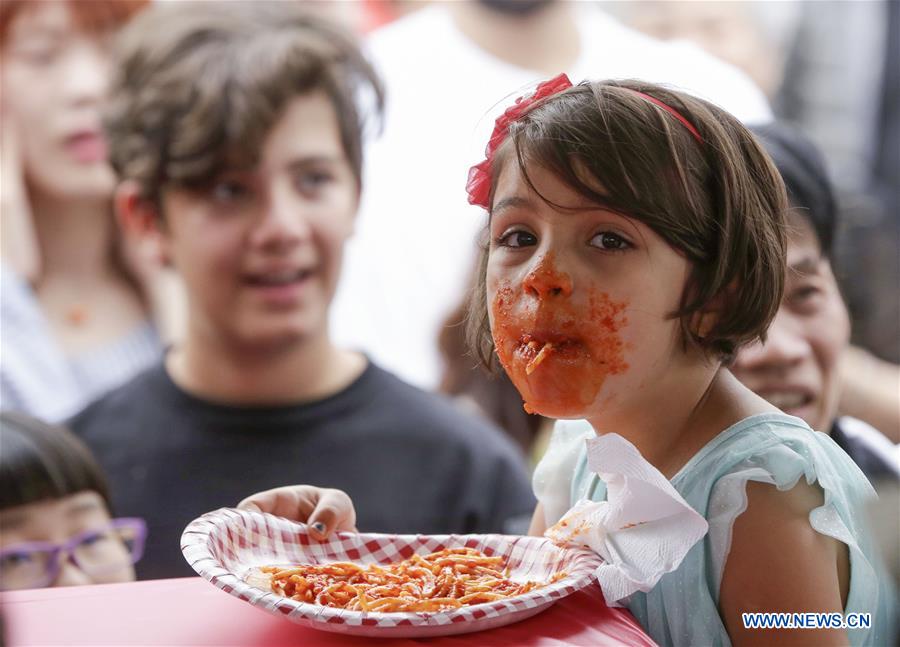 XINHUA PHOTOS OF THE DAY