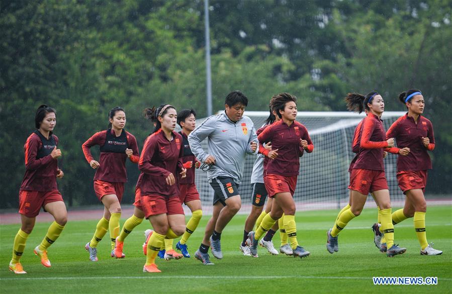 (SP)FRANCE-LE HAVRE-2019 FIFA WOMEN'S WORLD CUP-ROUND OF 16-CHINA-TRAINING SESSION