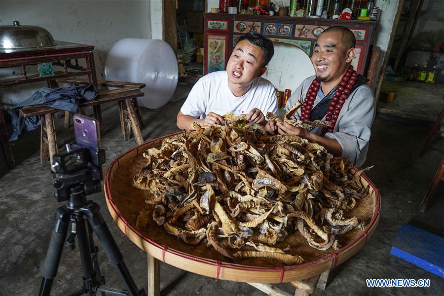 XINHUA PHOTOS OF THE DAY