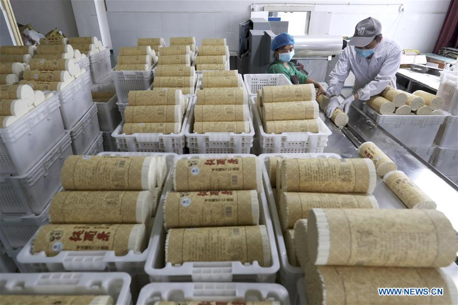 #CHINA-CHONGQING-NOODLES MAKING (CN)