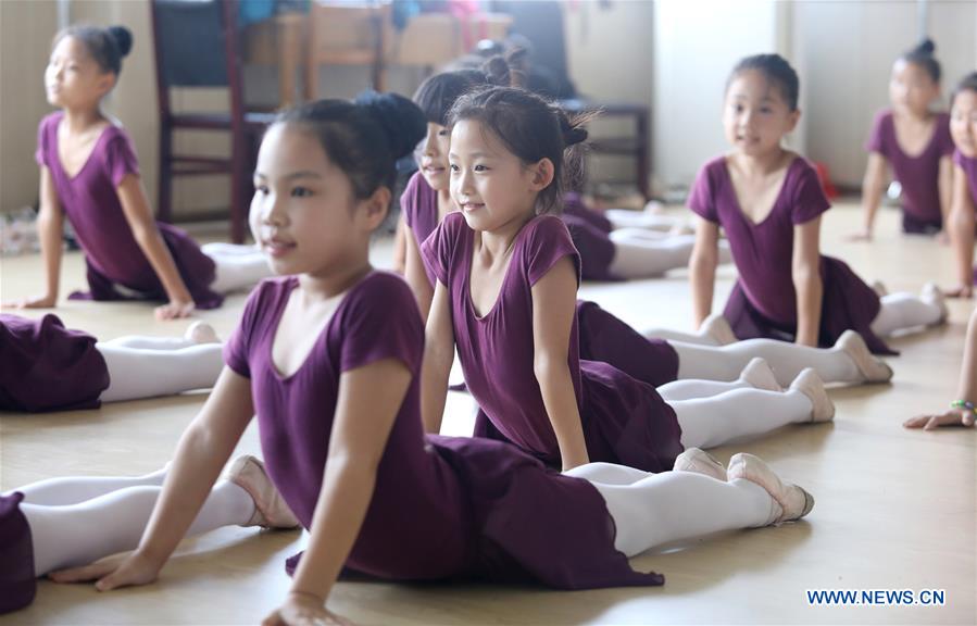 CHINA-HEBEI-DANCING CLASS (CN)