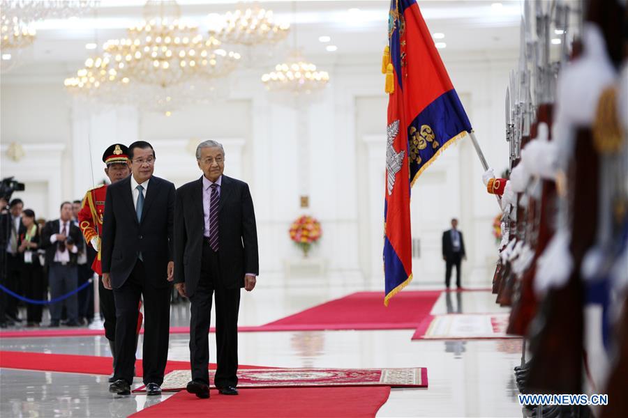 CAMBODIA-PHNOM PENH-PRIME MINISTER-MALAYSIA-MEETING