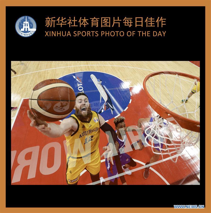 (SP)XINHUA SPORTS PHOTO OF THE DAY