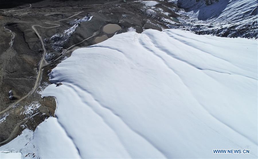 (InTibet) CHINA-TIBET-DAMXUNG-KORCHUNG KANGRI GLACIER (CN)