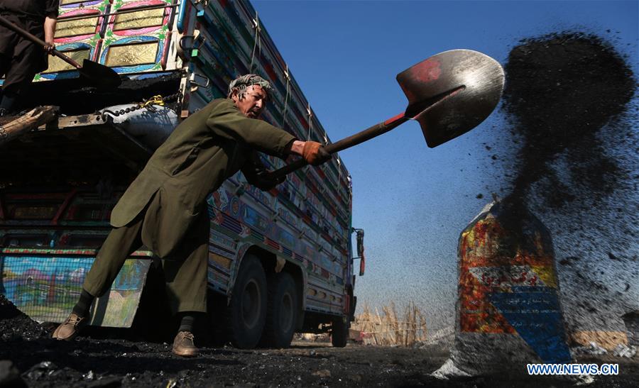 AFGHANISTAN-KABUL-COAL MARKET