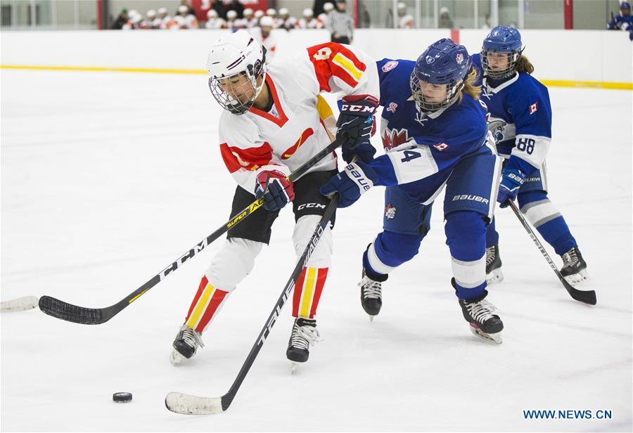 (SP)CANADA-TORONTO-HOCKEY-CHINESE WOMEN'S U18 TEAM-TRAINING MATCH