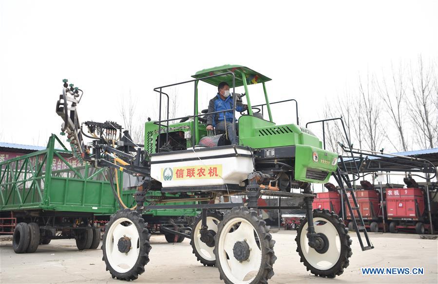 CHINA-HEBEI-AGRICULTURAL MACHINERY-SPRING PLOUGHING (CN)