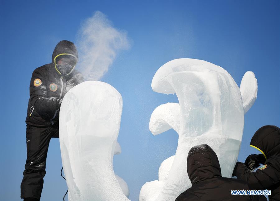 CHINA-HARBIN-ICE SCULPTURE-COMPETITION (CN)