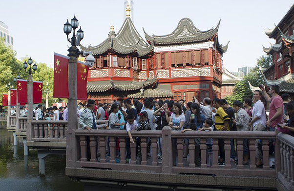 Tourism booming during China's National Day holiday