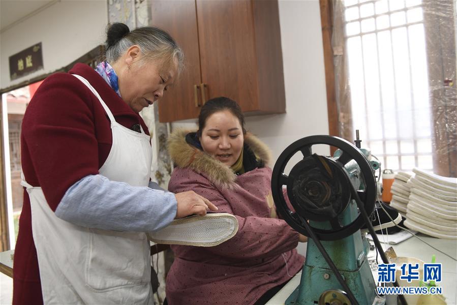 （新华全媒头条·图文互动）（3）循着习近平总书记足迹感受新时代新年味