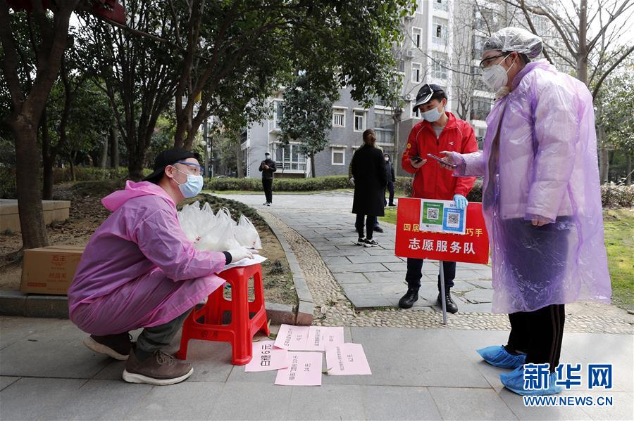 （总书记推动的改革身边事·基层治理改革篇·图文互动）（5）特写：“铜墙铁壁”是怎样炼成的？——小村战“疫”折射基层治理密码