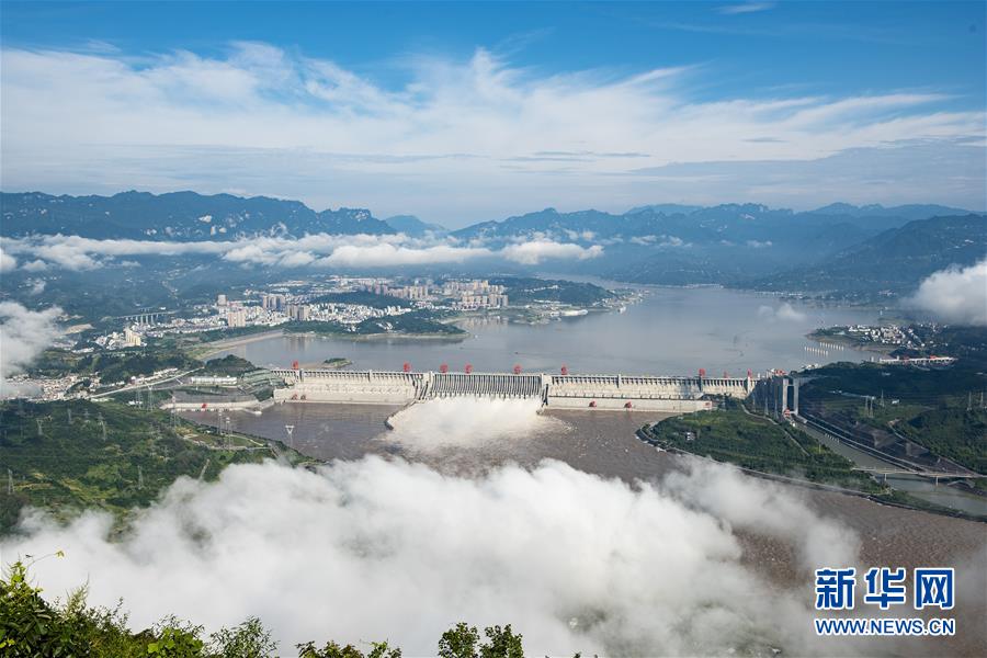 #（防汛抗洪·图文互动）（1）长江发生流域性大洪水 水利部提升水旱灾害防御应急响应级别