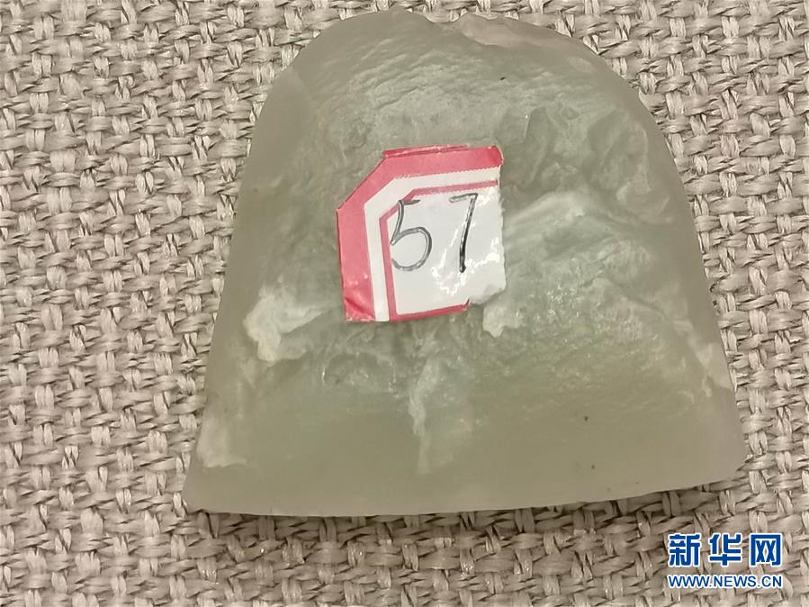 （文化视点·听文物讲故事·图文互动）（1）豪横！古人扛着玉斧在罗布泊打猎